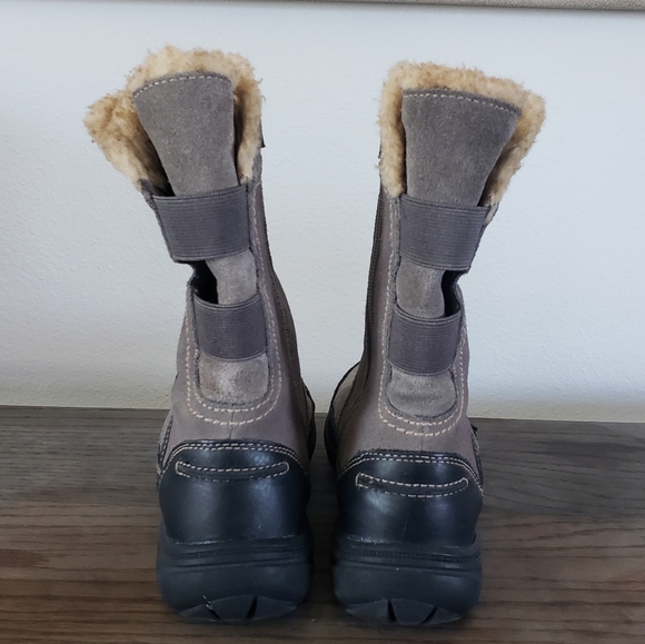 Clarks Booties - Picture 5 of 11
